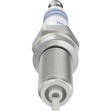 4x BOSCH Zündkerze 0 242 135 545 Nickel