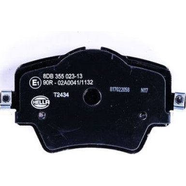 Hella | Bremsbelagsatz, Scheibenbremse | 8DB 355 023-131