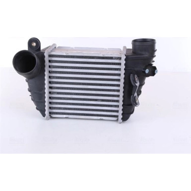 96747 Ladeluftkühler ** FIRST FIT **