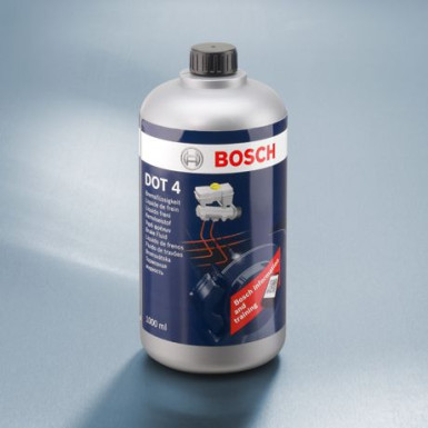 2x DOT 4 BOSCH 1 987 479 107 Bremsflüssigkeit 1l, Gesamt 2l