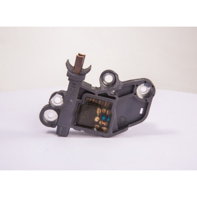 Generatorregler 0 272 220 731 Generatorregler 0 272 220 731