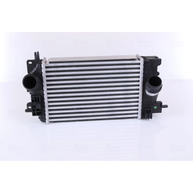 96196 Ladeluftkühler ** FIRST FIT **