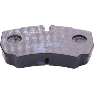Hella | Bremsbelagsatz, Scheibenbremse | 8DB 355 005-381