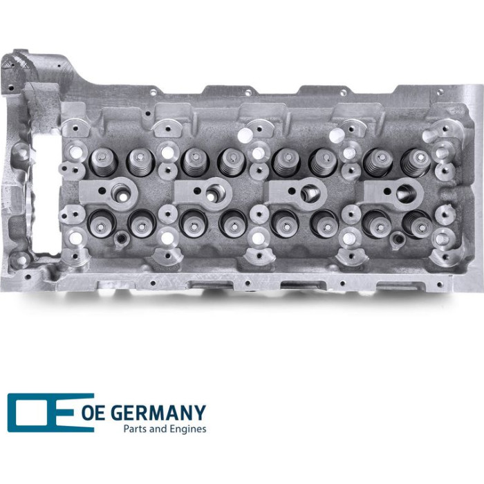 Zylinderkopf für Mercedes Benz OM 611 DE LA 611 010 54 20 OEGERMANY 010129611000 Zylinderkopf für Mercedes Benz OM 611 DE LA 611 010 54 20 OEGERMANY 010129611000