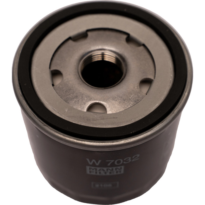 MANN-FILTER W 7032 Ölfilter M20x1.5, mit einem Rücklaufsperrventil, Anschraubfilter MANN-FILTER W 7032 Ölfilter M20x1.5, mit einem Rücklaufsperrventil, Anschraubfilter