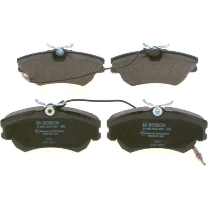 BOSCH 0 986 424 451 Bremsbelagsatz, Scheibenbremse