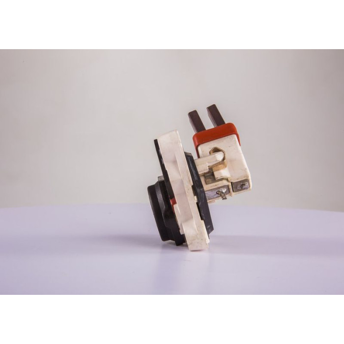 Generatorregler 2 127 311 001 Generatorregler 2 127 311 001