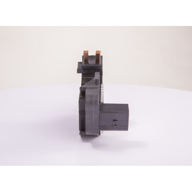Generatorregler 0 272 220 731