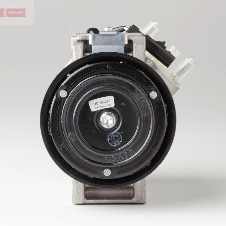 DENSO 10S17C Klimakompressor DCP06020 DENSO 10S17C Klimakompressor DCP06020