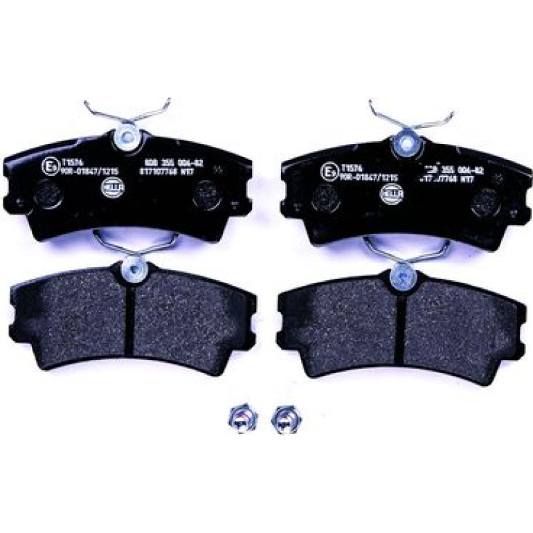 Bremsbelagsatz, Scheibenbremse 8DB 355 006-821 Bremsbelagsatz, Scheibenbremse 8DB 355 006-821