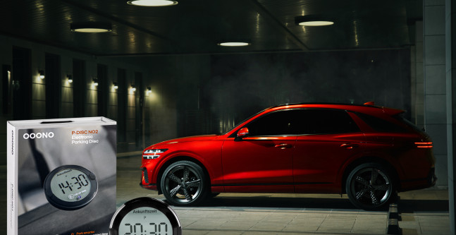 Elektronische Parkscheiben: Komfort und Sicherheit mit der OOONO Dark P-Disc NO2