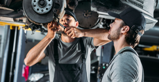 Koppelstange wechseln – Funktion, Symptome und Austausch im Überblick