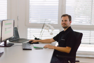 Unsere Kfz-Experten für Sie Unsere Kfz-Experten für Sie